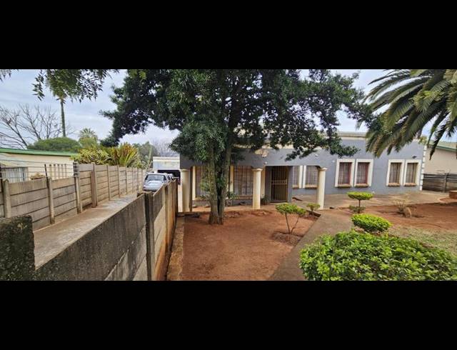 4 BEDROOM HOUSE FOR SALE IN DANVILLE